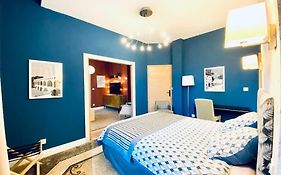 La Suite 2 Pieces Lit Queen Size Entree Privee