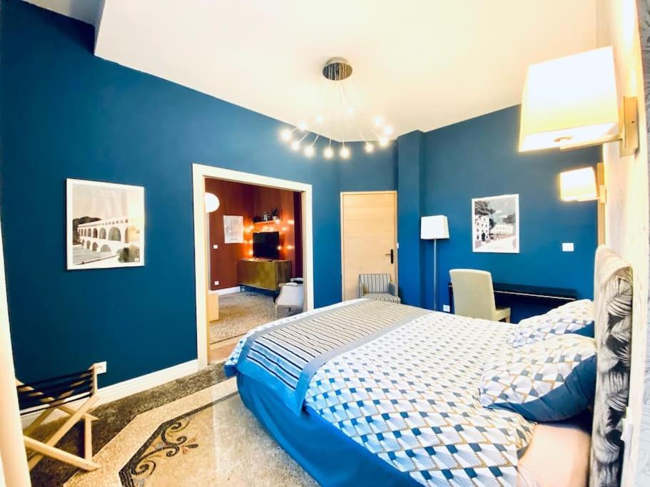 La Suite 2 Pieces Lit Queen Size Entree Privee Nîmes Extérieur photo